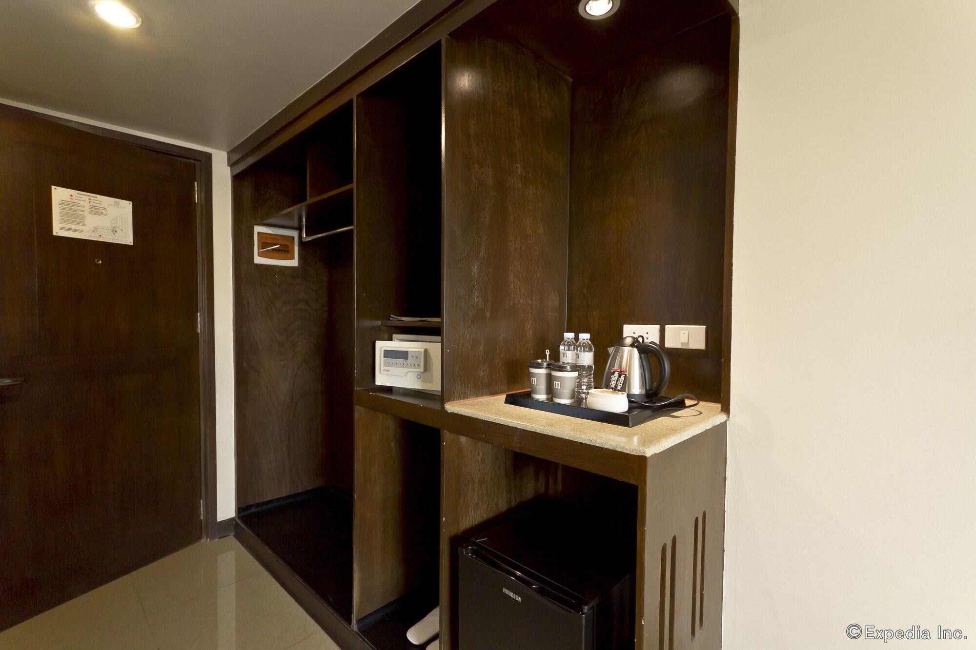 Mandarin Plaza Hotel Cebu Extérieur photo