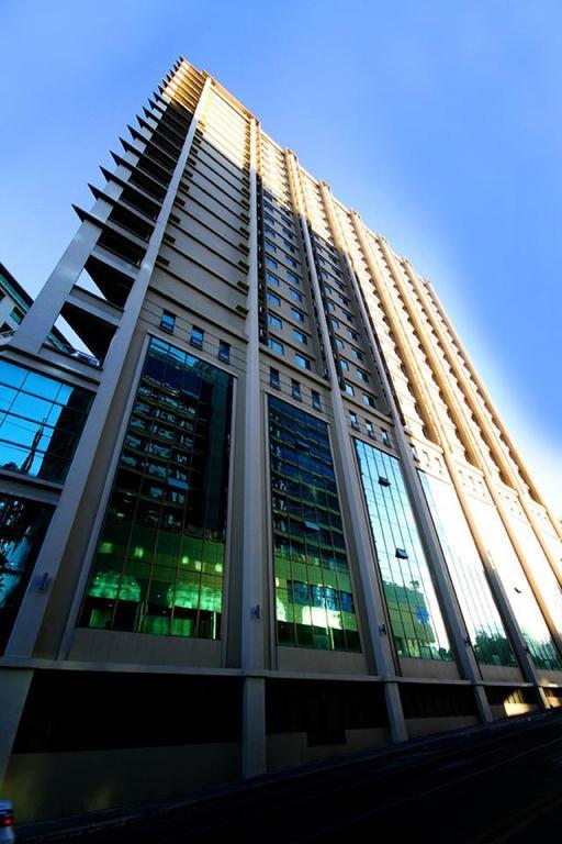 Mandarin Plaza Hotel Cebu Extérieur photo